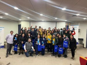 Participación de estudiantes de octavos años en charlas “Conversemos sobre el mar”